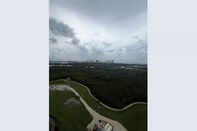 2411 Laguna Cir #2911, North Miami, FL 33181 - Photo 24