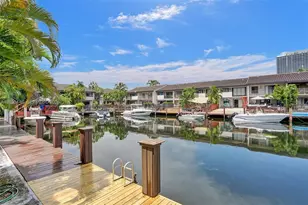 16500 NE 27th Ave, North Miami Beach, FL 33160 - Photo 24