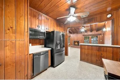 434 NW 20th St, Homestead, FL 33030 - Photo 14