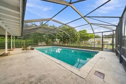 434 NW 20th St, Homestead, FL 33030 - Photo 36