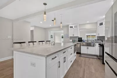 2545 SE 2nd Ct, Pompano Beach, FL 33062 - Photo 12