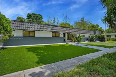 315 NE 122nd St #ALL, North Miami, FL 33161 - Photo 4