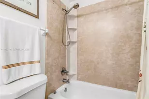 8550 SW 109th Ave, Miami, FL 33173 - Photo 20