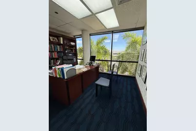 410 W 41st St #400, Miami Beach, FL 33140 - Photo 8