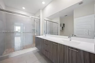 8301 NW 41st St #B-401, Doral, FL 33166 - Photo 8