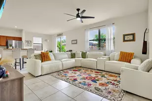 122 NE 27th Ave, Homestead, FL 33033 - Photo 6