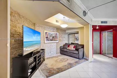 3000 Island Bl #2304, Aventura, FL 33160 - Photo 10
