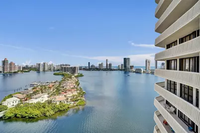 3000 Island Bl #2304, Aventura, FL 33160 - Photo 22