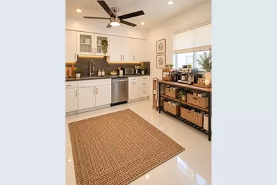 916 NE 10th St, Hallandale Beach, FL 33009 - Photo 2
