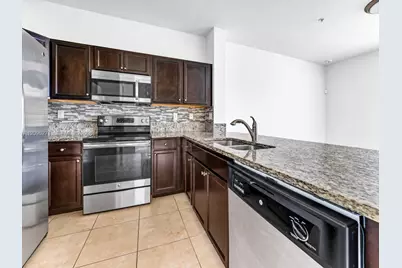 134 SE 28th Ter #20, Homestead, FL 33033 - Photo 8