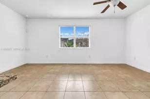 134 SE 28th Ter, Homestead, FL 33033 - Photo 4