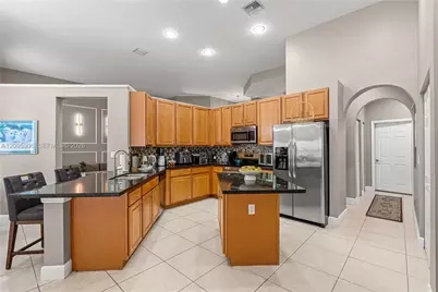 13831 NW 16th St, Pembroke Pines, FL 33028 - Photo 14