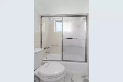 2050 NE 39th St #W112, Lighthouse Point, FL 33064 - Photo 26