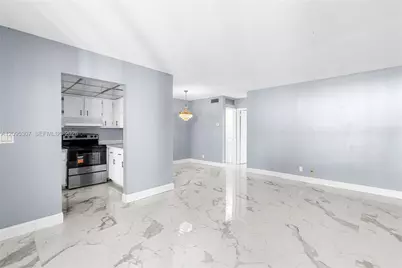 2050 NE 39th St #W112, Lighthouse Point, FL 33064 - Photo 16
