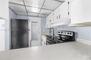 2050 NE 39th St, Lighthouse Point, FL 33064 - Photo 22
