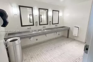 690 SW 1st Ct, Miami, FL 33130 - Photo 22