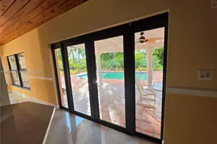 10204 SW 96th Ct, Miami, FL 33176 - Photo 18