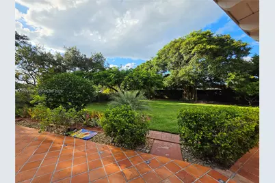 10204 SW 96th Ct, Miami, FL 33176 - Photo 54