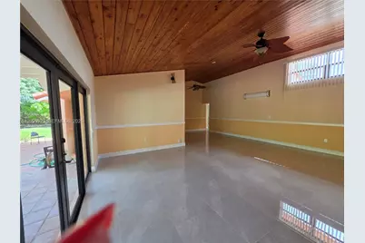 10204 SW 96th Ct, Miami, FL 33176 - Photo 22