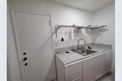 10204 SW 96th Ct, Miami, FL 33176 - Photo 30