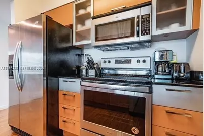 1750 N Bayshore Dr #5505, Miami, FL 33132 - Photo 2