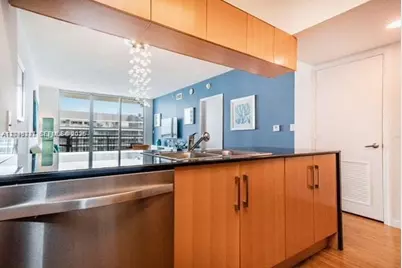 1750 N Bayshore Dr #5505, Miami, FL 33132 - Photo 4