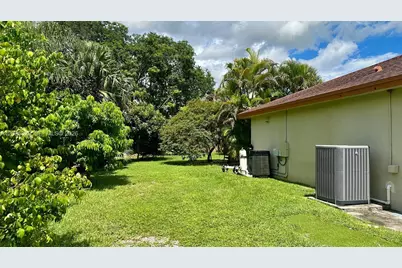 1771 NW 17th St, Homestead, FL 33030 - Photo 16