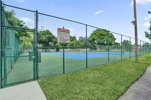 9946 Nob Hill Pl, Sunrise, FL 33351 - Photo 40