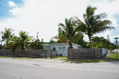 11720 NW 5th Ave, Miami, FL 33168 - Photo 1