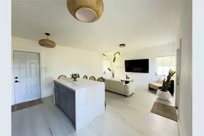 11720 NW 5th Ave, Miami, FL 33168 - Photo 6