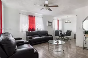 19710 SW 114th Pl, Miami, FL 33157 - Photo 4