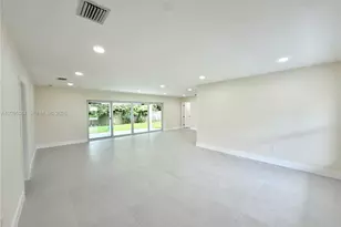 8820 SW 85th St, Miami, FL 33173 - Photo 2