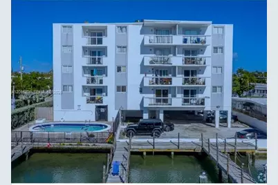 8101 Crespi Blvd #402, Miami Beach, FL 33141 - Photo 20