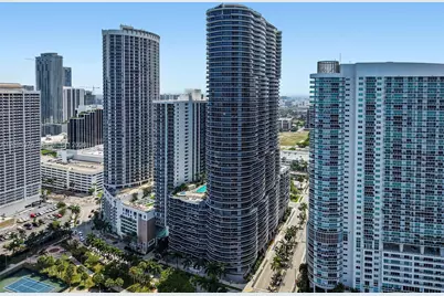 488 NE 18th St #4900, Miami, FL 33132 - Photo 52