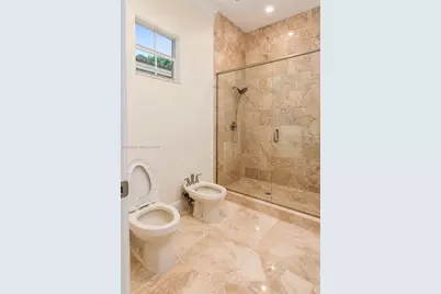 3870 NE 168th St #2, North Miami Beach, FL 33160 - Photo 20