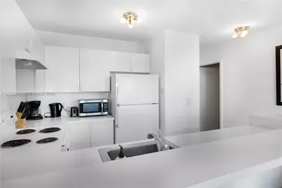 5445 Collins Ave #BAY12, Miami Beach, FL 33140 - Photo 12