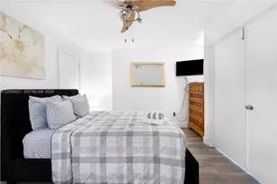 5445 Collins Ave, Miami Beach, FL 33140 - Photo 20