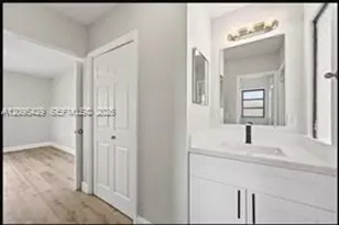 8 NE 9th Ave, Deerfield Beach, FL 33441 - Photo 8