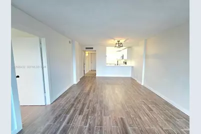 108 Royal Park Dr #2H, Oakland Park, FL 33309 - Photo 14