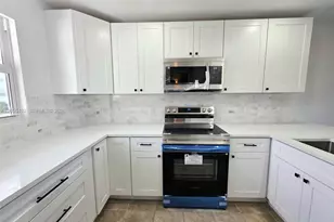 108 Royal Pk Dr, Oakland Park, FL 33309 - Photo 4