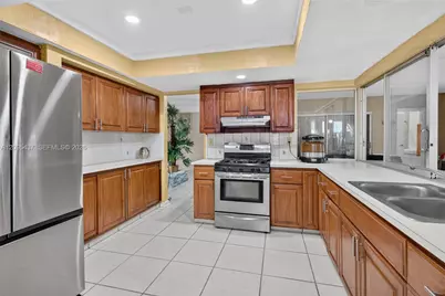 8508 Long Acre Dr, Miramar, FL 33025 - Photo 30
