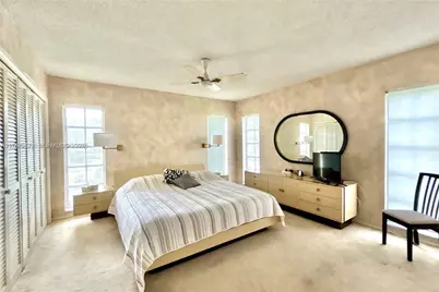 2900 N Palm Aire Dr #210, Pompano Beach, FL 33069 - Photo 8