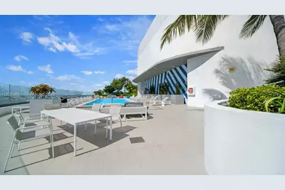 45 SW 9th St #3807, Miami, FL 33130 - Photo 32