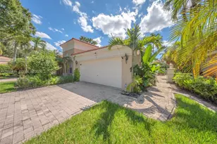 2418 Sandy Cay, West Palm Beach, FL 33411 - Photo 2