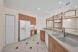 2418 Sandy Cay, West Palm Beach, FL 33411 - Photo 18