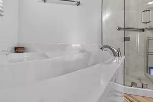 2475 W Cordoba Bend, Weston, FL 33327 - Photo 52