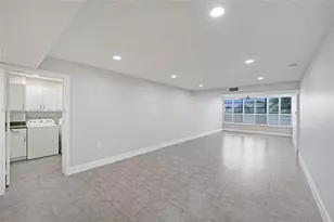 1522 Whitehall Dr, Davie, FL 33324 - Photo 12