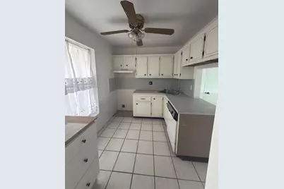 5800 NW 64th Ave #306, Tamarac, FL 33319 - Photo 4