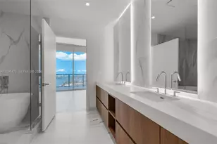 1400 Biscayne Blvd, Miami, FL 33132 - Photo 16