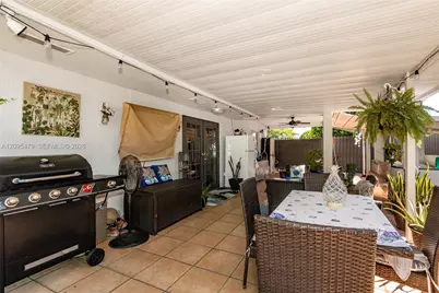 7171 Sheridan St, Hollywood, FL 33024 - Photo 24
